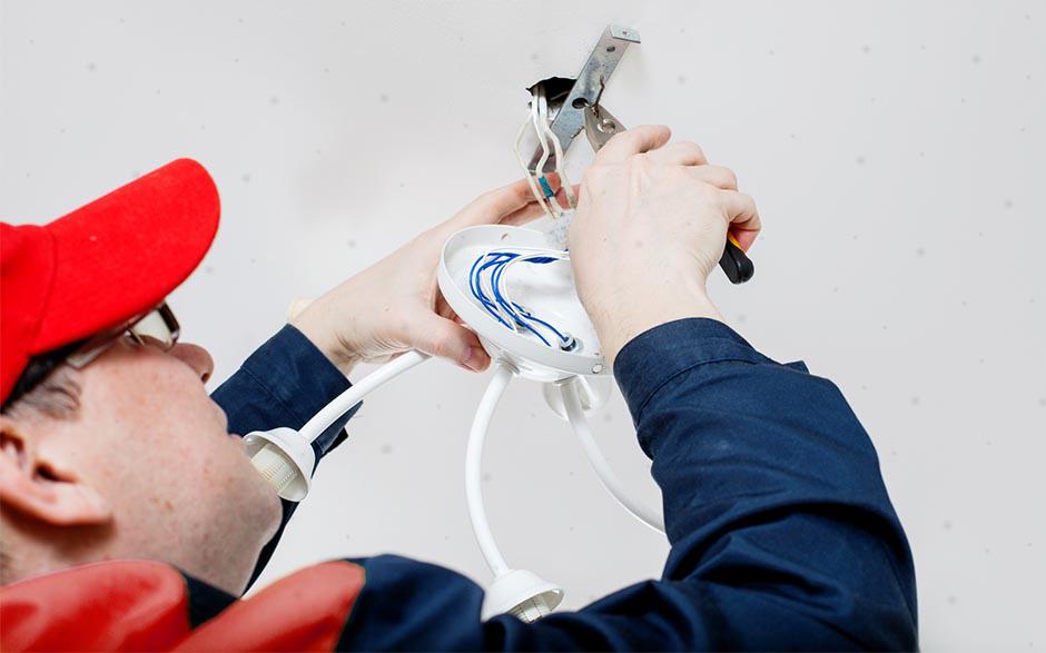 activité électricien Évry
